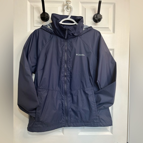 Columbian Windbreaker - Picture 2 of 16